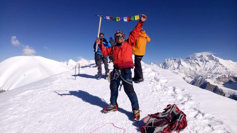 Lobuche peak climbing