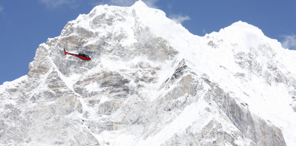 Everest Helicopter tour photo