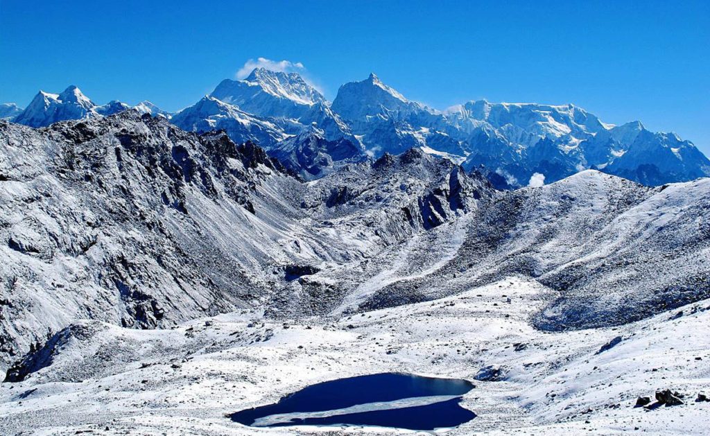 View of Makalu during Sherpani col trek