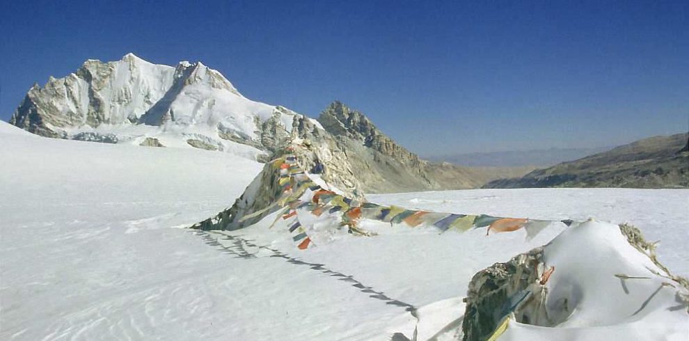 Nangpala pass trek in Everest valley