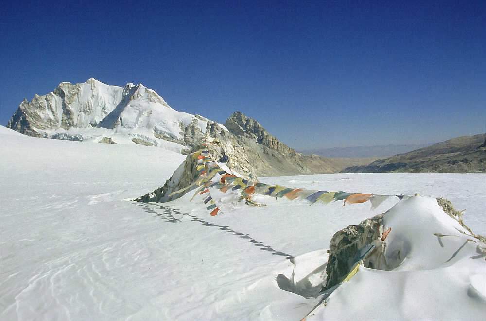 Nangpala pass trek in Everest valley