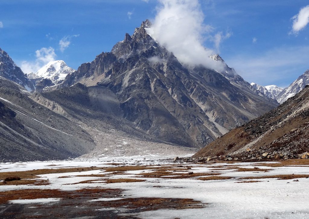 Kanchenjunga circuit Trek