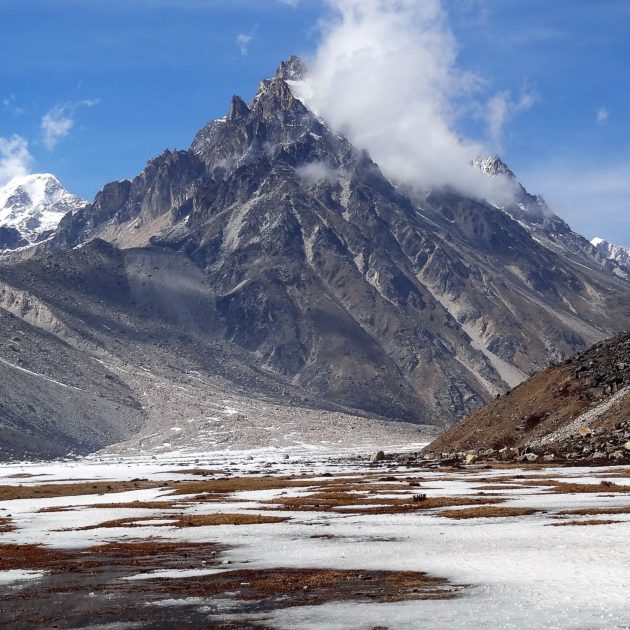 Kanchenjunga circuit Trek